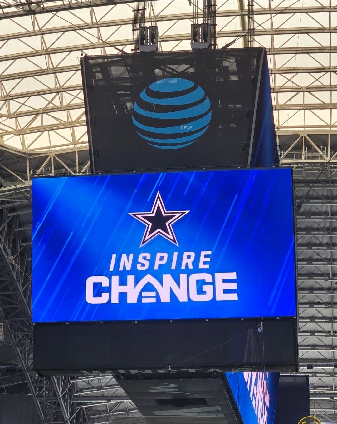 AT&T Stadium (jZ6Av1)