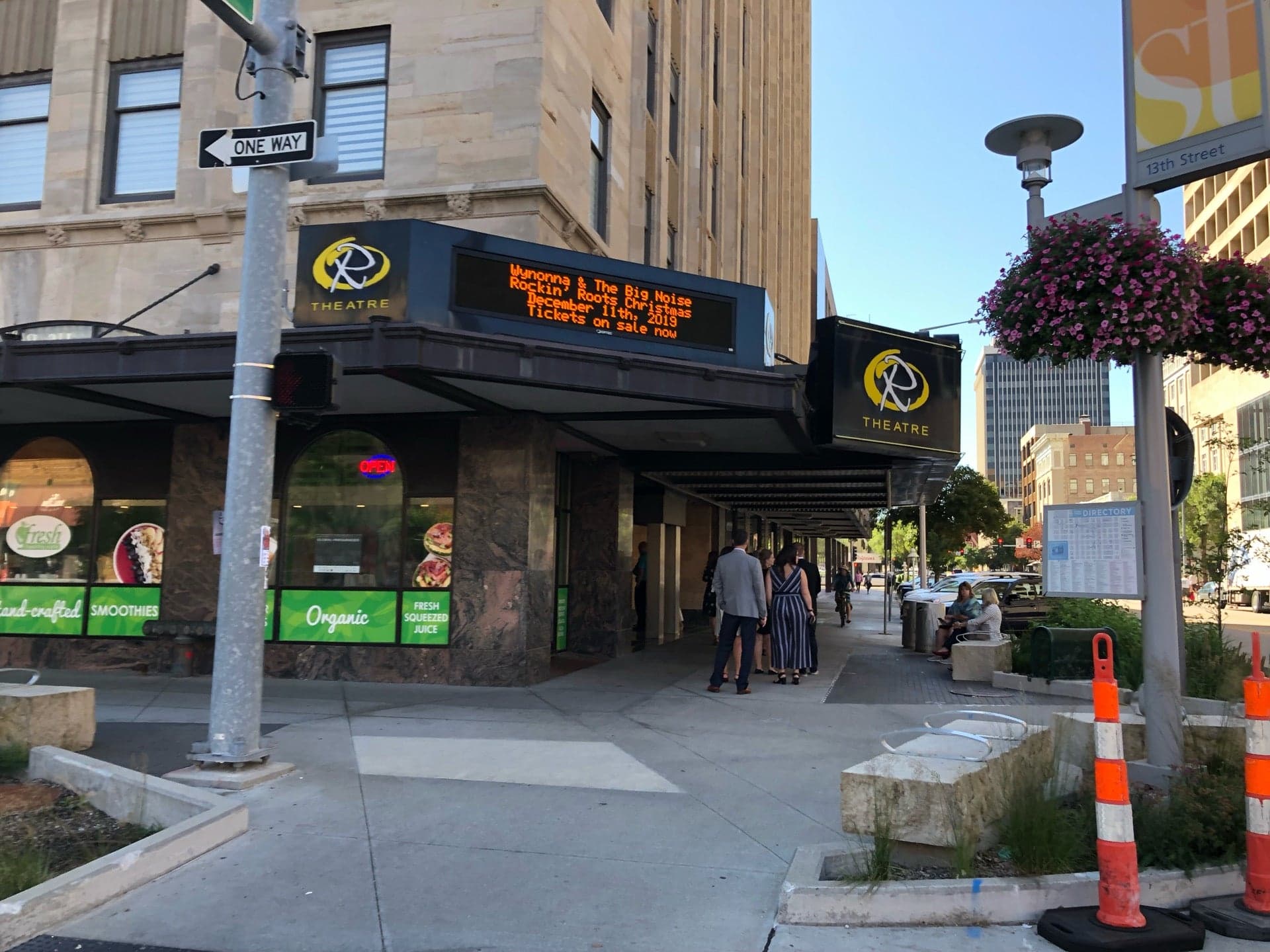 Pinewood Bowl Theater