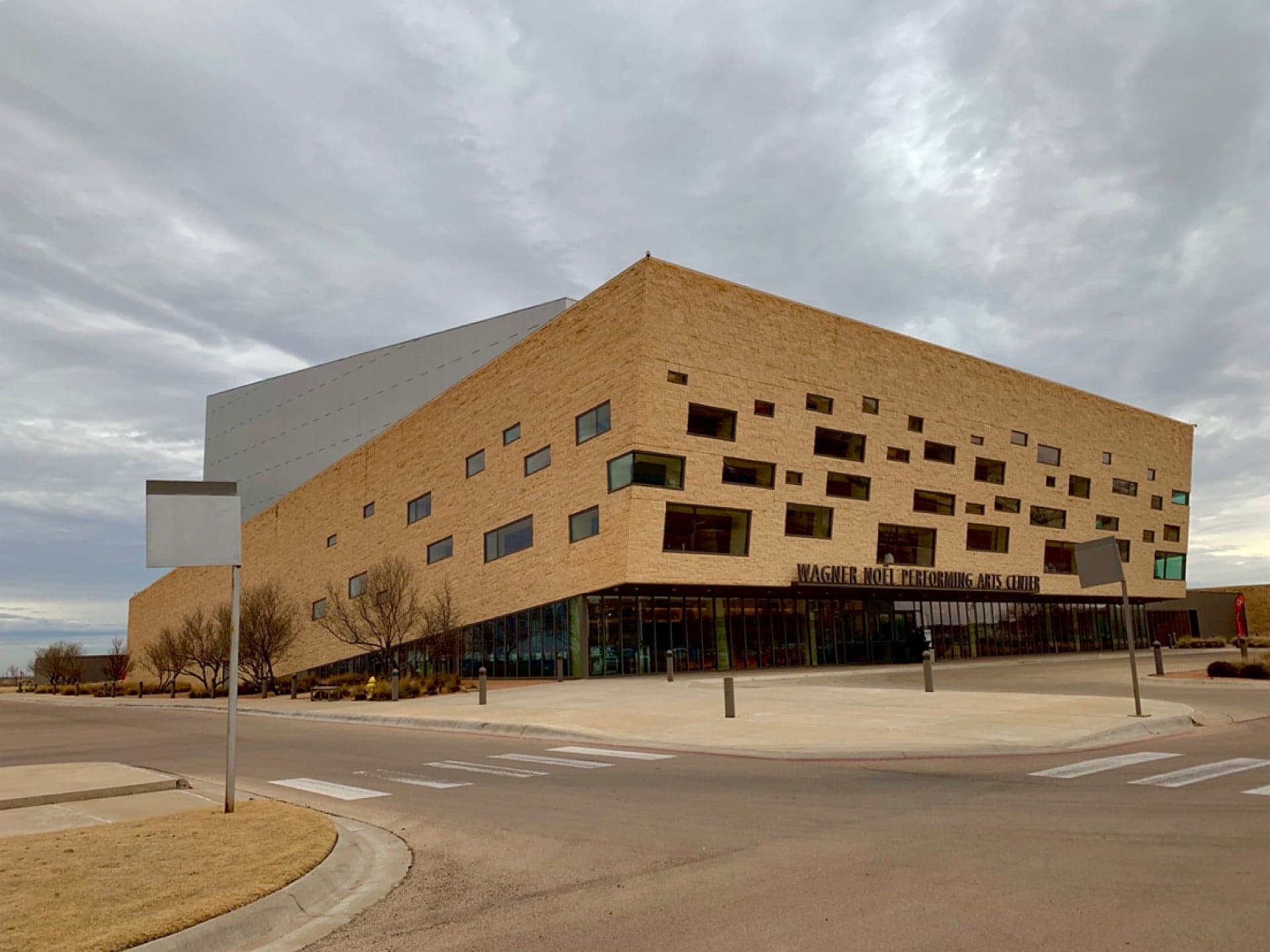 Wagner Noel Performing Arts Center