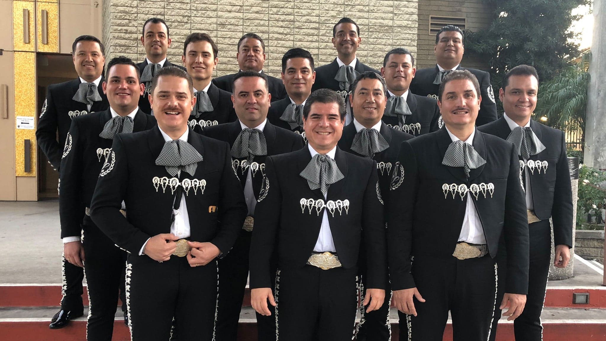 Mariachi Nuevo Tecalitlan